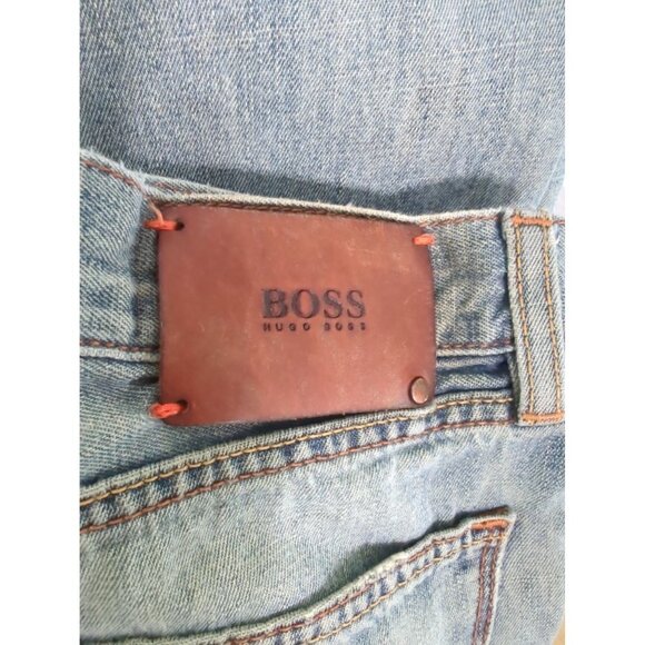 Hugo Boss Men's Distressed Light Wash Relaxed Button Fly Jeans Size 34 x 30 - Picture 7 of 10